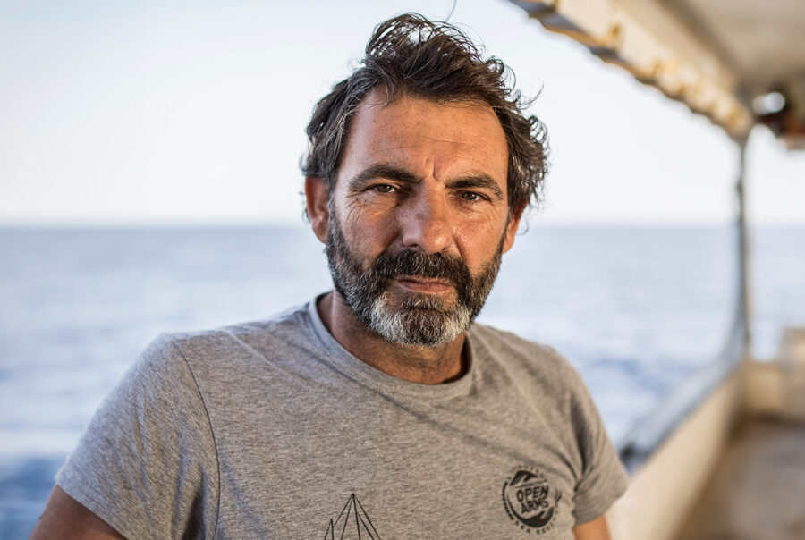 Oscar Camps Aurora humanitarian