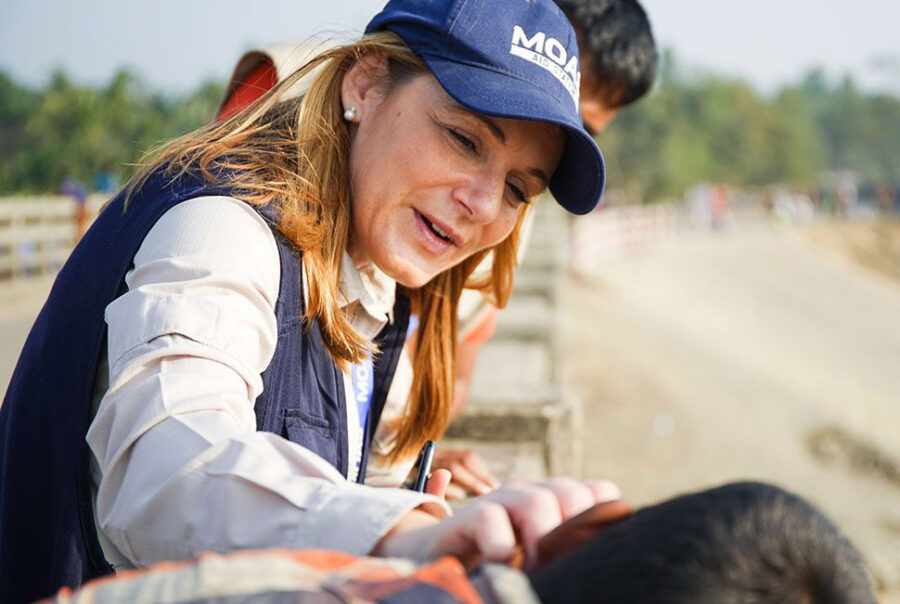 Regina Catrambone Aurora humanitarian