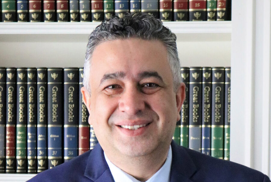 Shadi Martini Aurora humanitarian